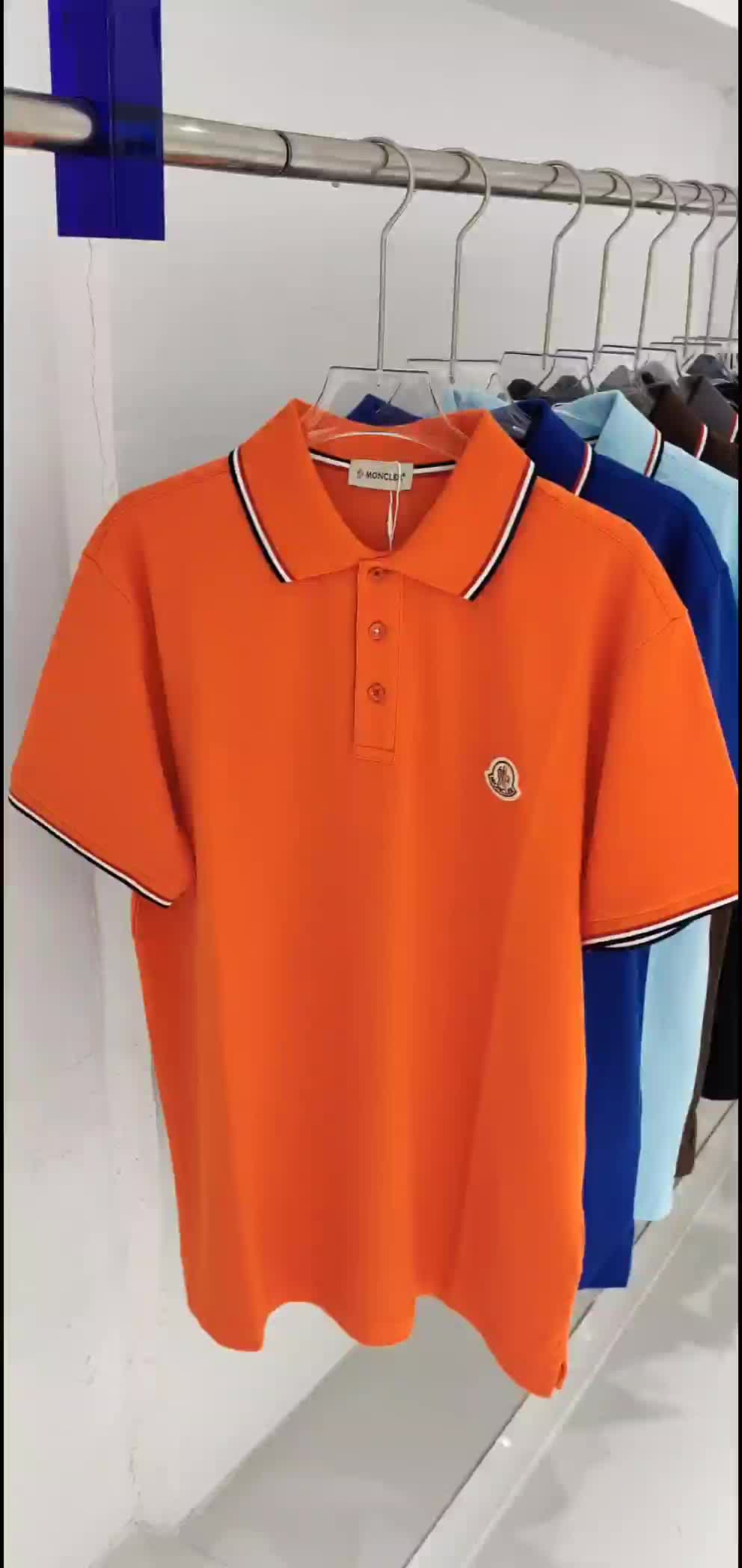 Moncler-Clothing Code: EC3731 $: 75USD
