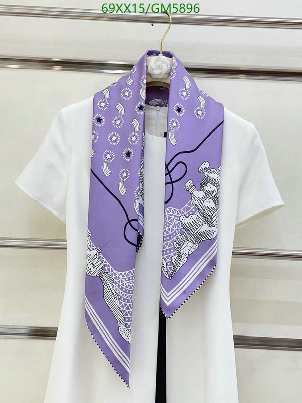 Hermes-Scarf Code: GM5896 $: 69USD