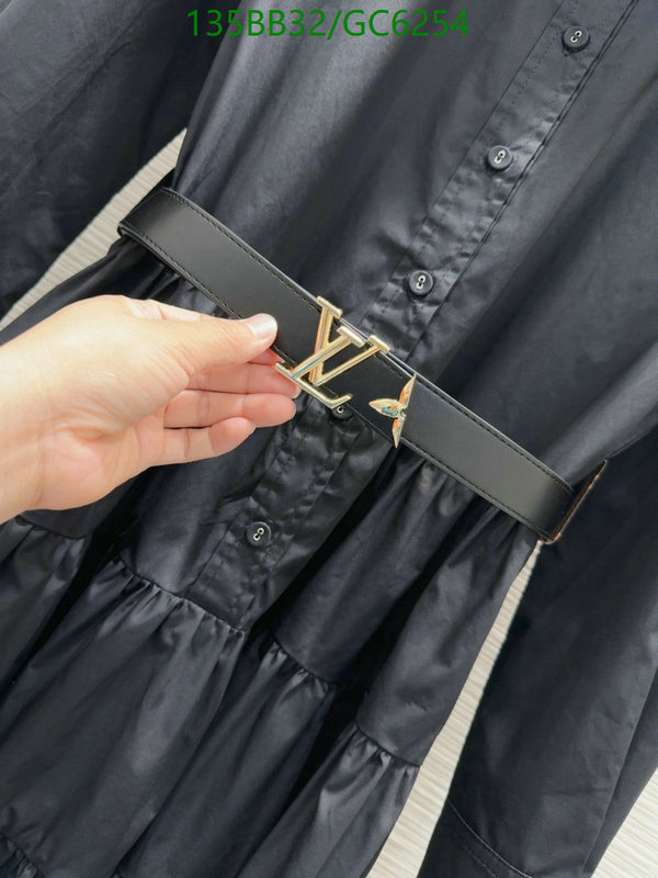 LV-Clothing Code: GC6254 $: 135USD