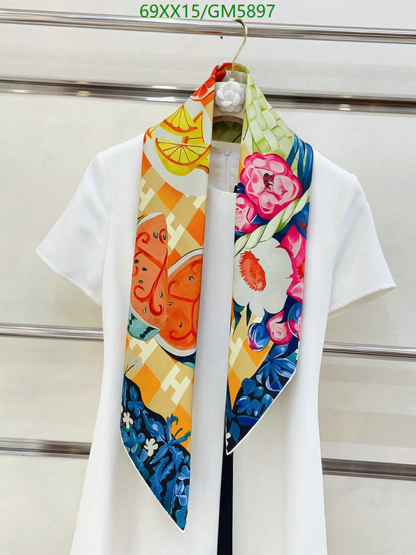 Hermes-Scarf Code: GM5897 $: 69USD