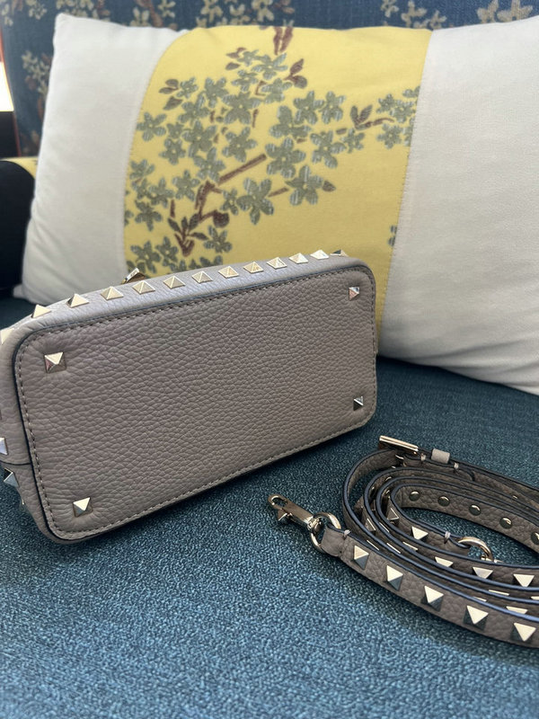 Valentino-Bag-Mirror Quality Code: GB5237 $: 265USD