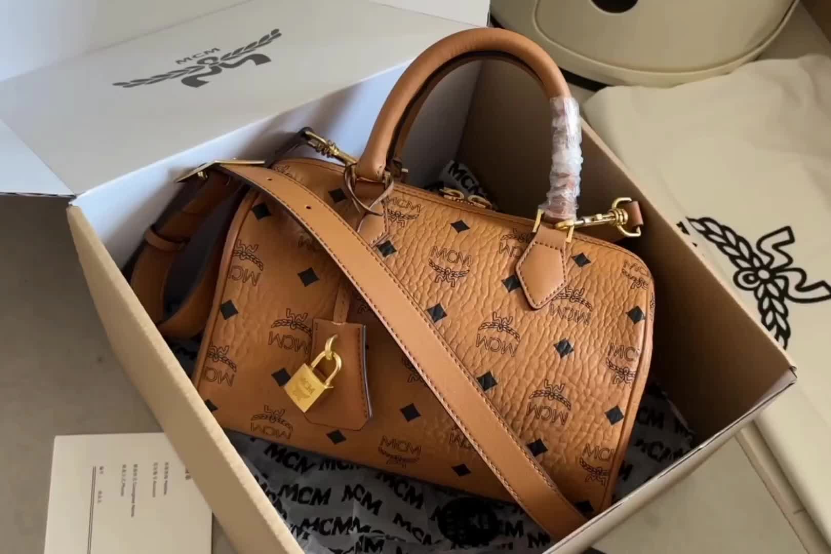 MCM-Bag-Mirror Quality Code: CB5579 $: 129USD