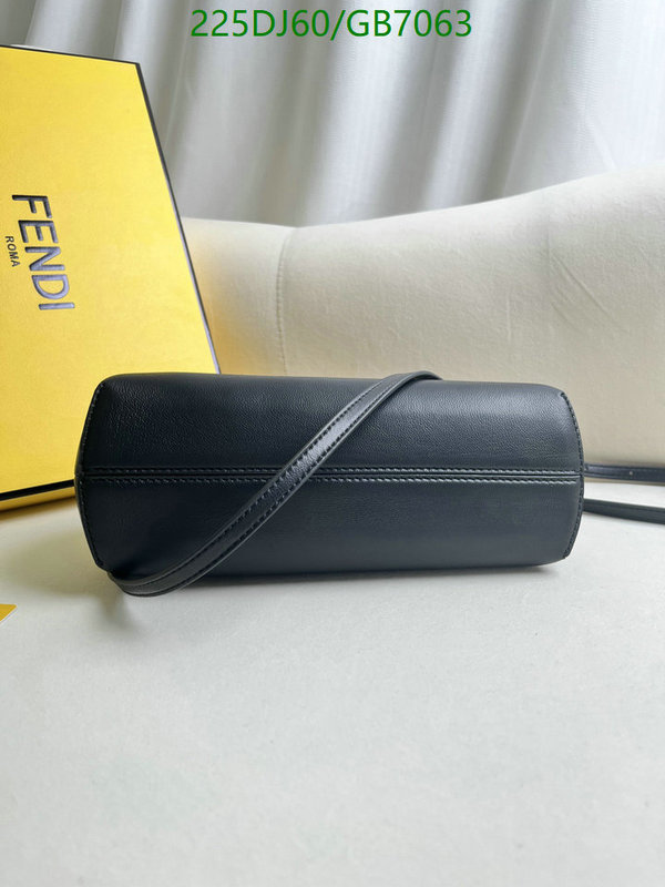 Fendi-Bag-Mirror Quality Code: GB7063 $: 225USD