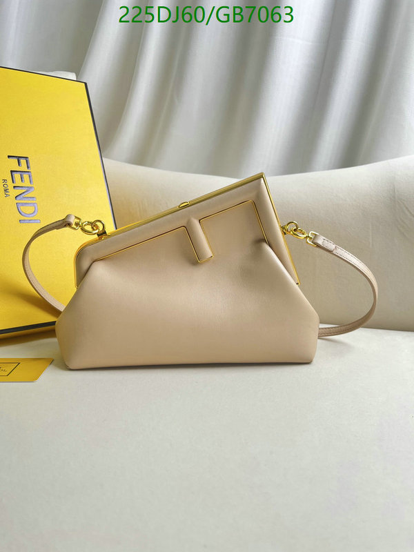 Fendi-Bag-Mirror Quality Code: GB7063 $: 225USD