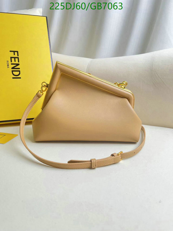 Fendi-Bag-Mirror Quality Code: GB7063 $: 225USD