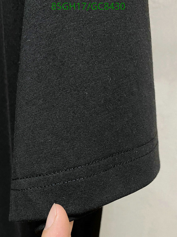 LV-Clothing Code: GC8430 $: 85USD