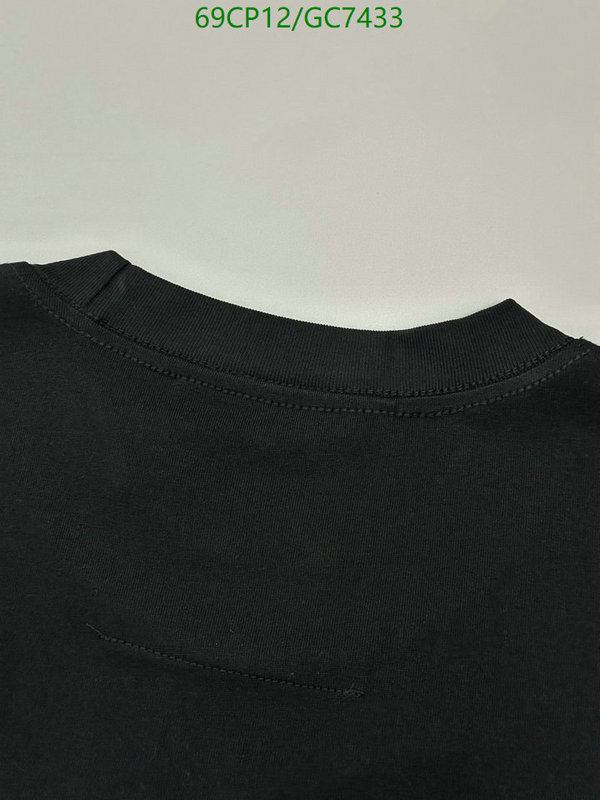 Givenchy-Clothing Code: GC7433 $: 69USD