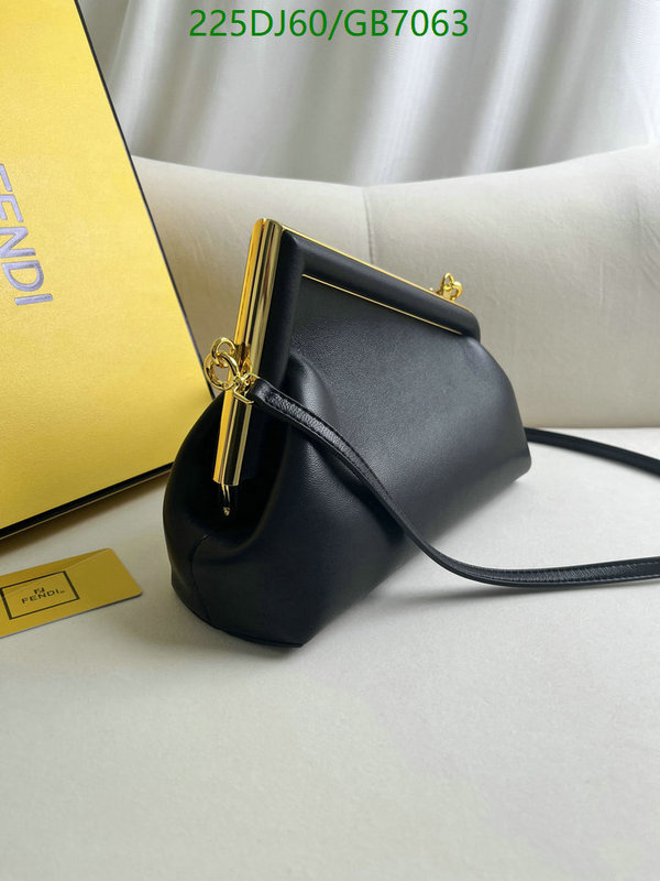 Fendi-Bag-Mirror Quality Code: GB7063 $: 225USD