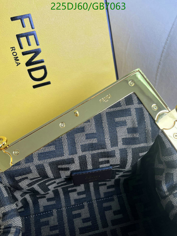 Fendi-Bag-Mirror Quality Code: GB7063 $: 225USD