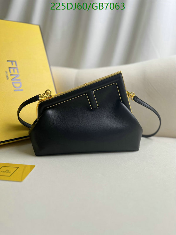 Fendi-Bag-Mirror Quality Code: GB7063 $: 225USD