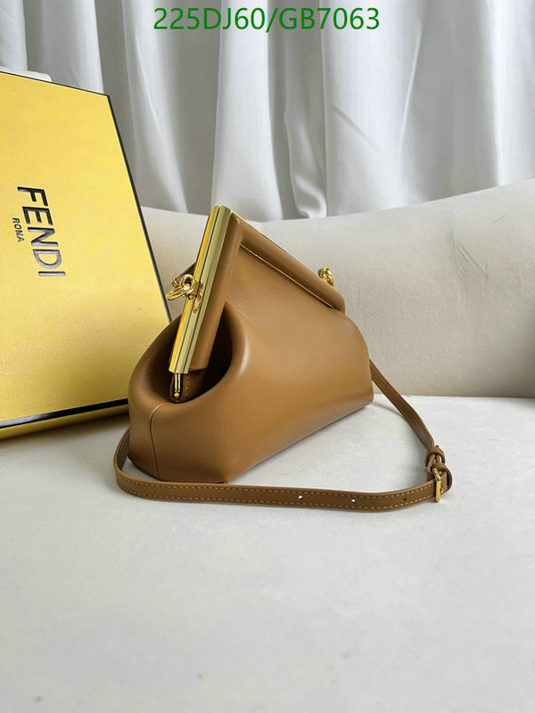 Fendi-Bag-Mirror Quality Code: GB7063 $: 225USD