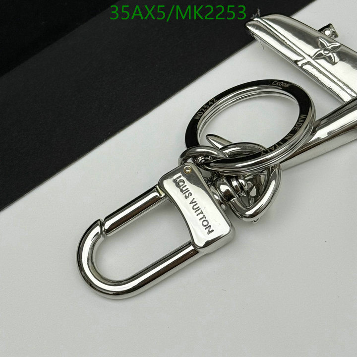 LV-Key pendant Code: MK2253 $: 35USD