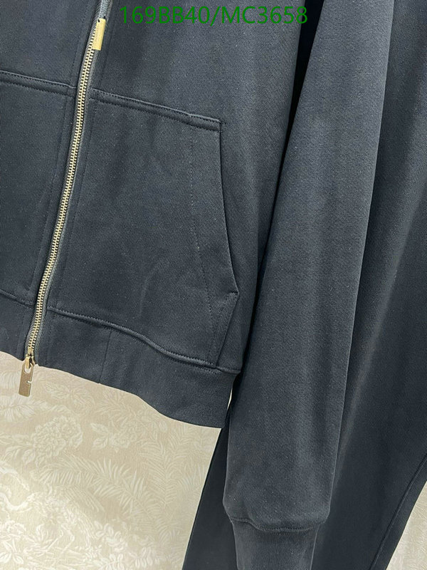 Burberry-Clothing Code: MC3658 $: 169USD