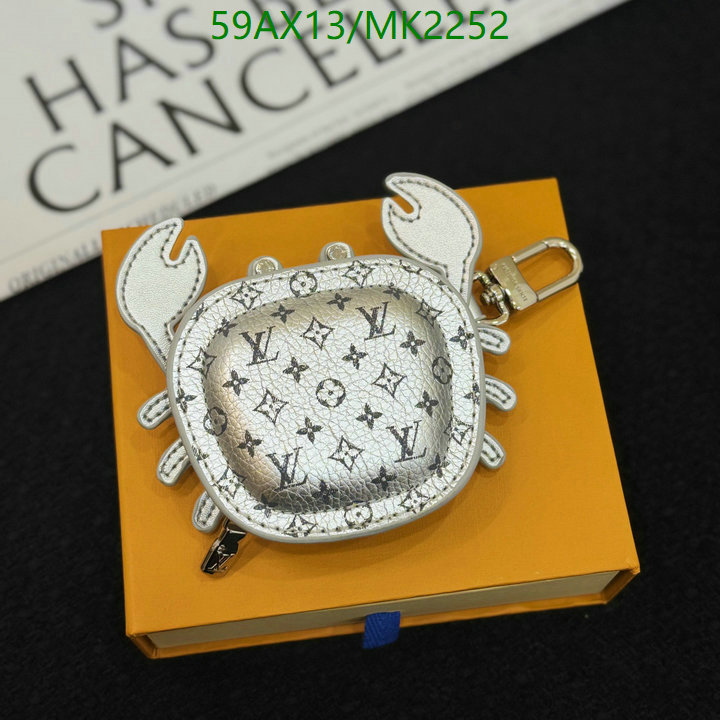 LV-Key pendant Code: MK2252 $: 59USD