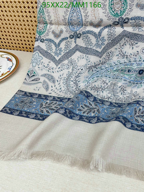 Loro Piana-Scarf Code: MM1166 $: 95USD