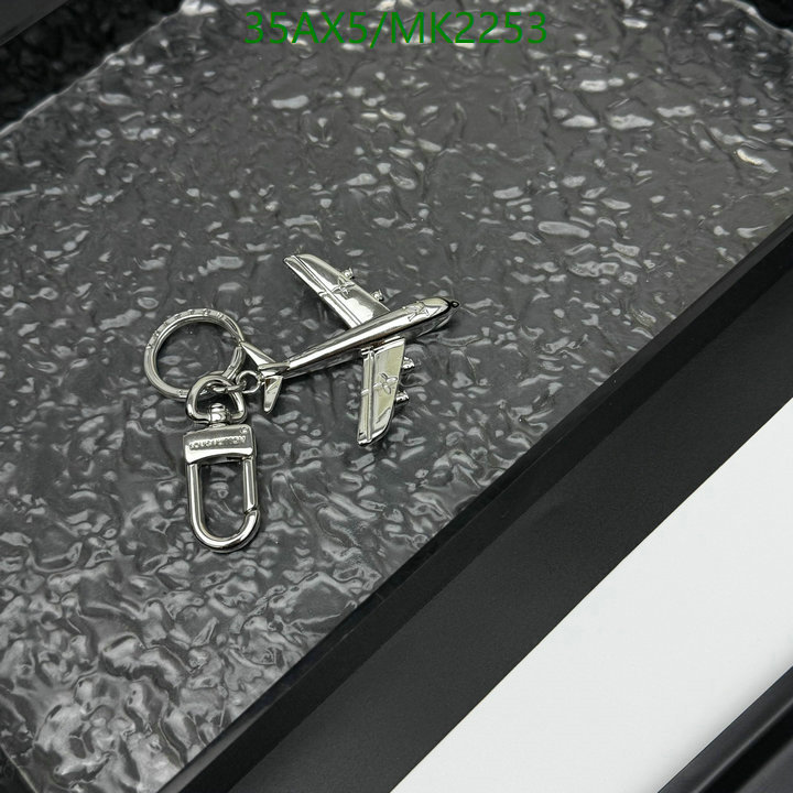 LV-Key pendant Code: MK2253 $: 35USD