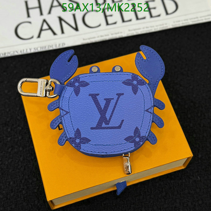 LV-Key pendant Code: MK2252 $: 59USD