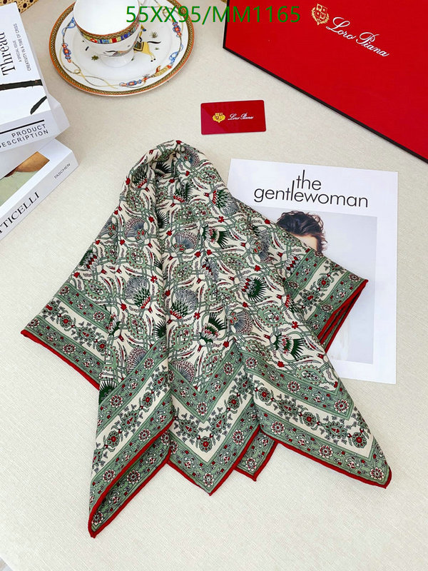 Loro Piana-Scarf Code: MM1165 $: 55USD