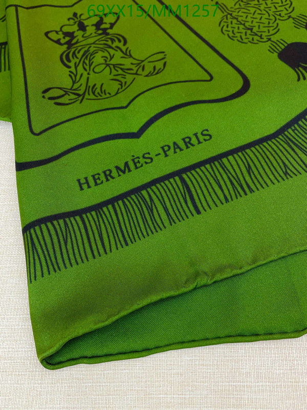 Hermes-Scarf Code: MM1257 $: 69USD