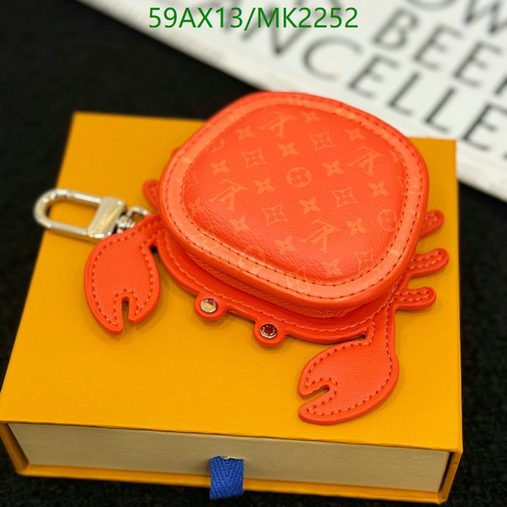 LV-Key pendant Code: MK2252 $: 59USD