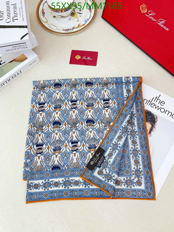 Loro Piana-Scarf Code: MM1165 $: 55USD