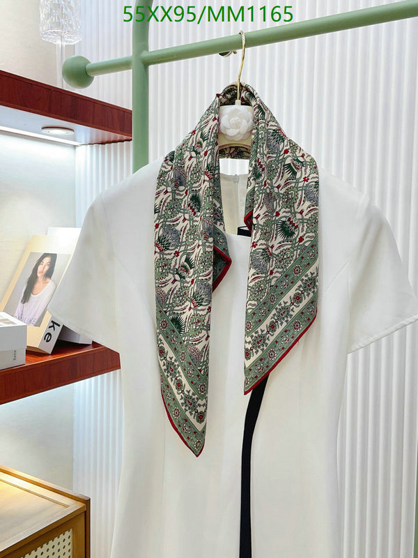 Loro Piana-Scarf Code: MM1165 $: 55USD