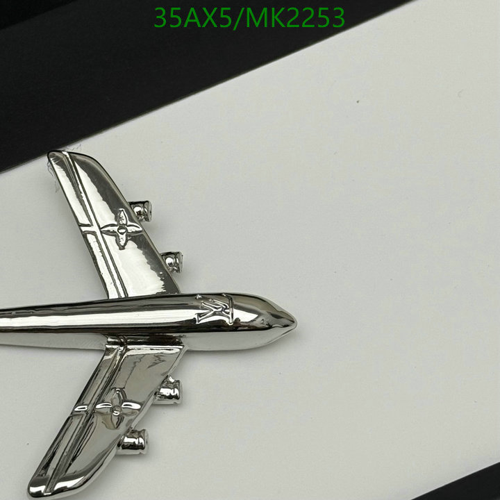 LV-Key pendant Code: MK2253 $: 35USD