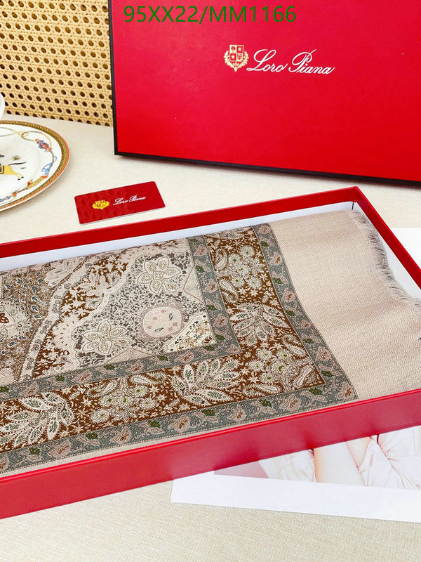 Loro Piana-Scarf Code: MM1166 $: 95USD