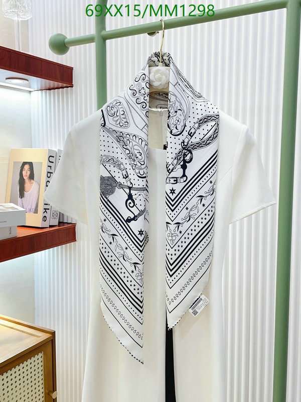 Hermes-Scarf Code: MM1298 $: 69USD