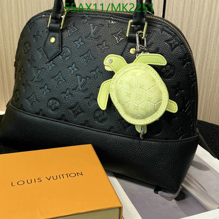 LV-Key pendant Code: MK2251 $: 55USD