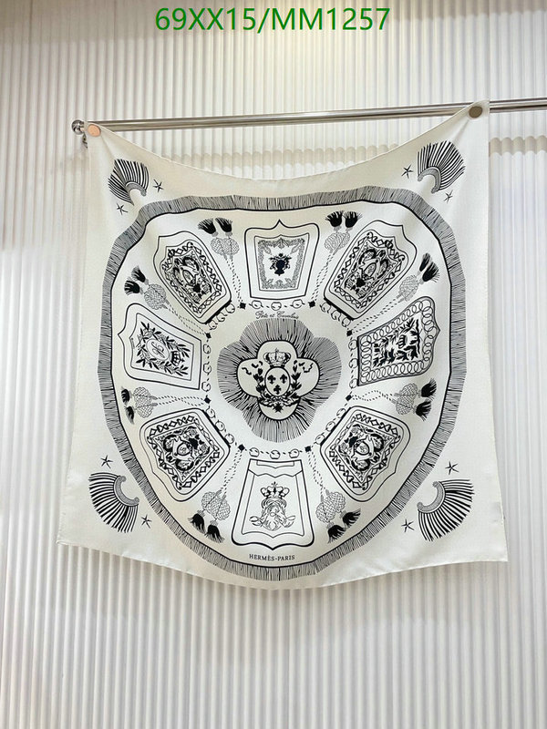 Hermes-Scarf Code: MM1257 $: 69USD