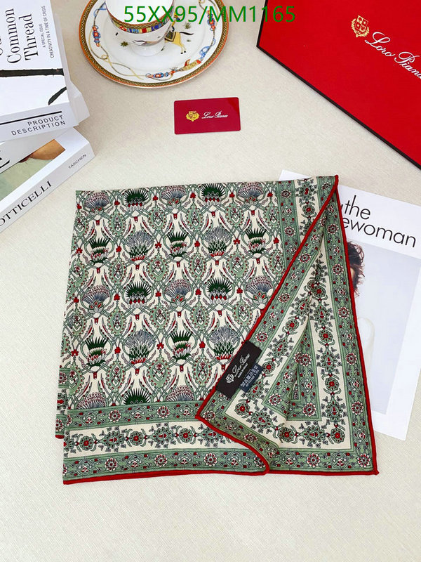 Loro Piana-Scarf Code: MM1165 $: 55USD