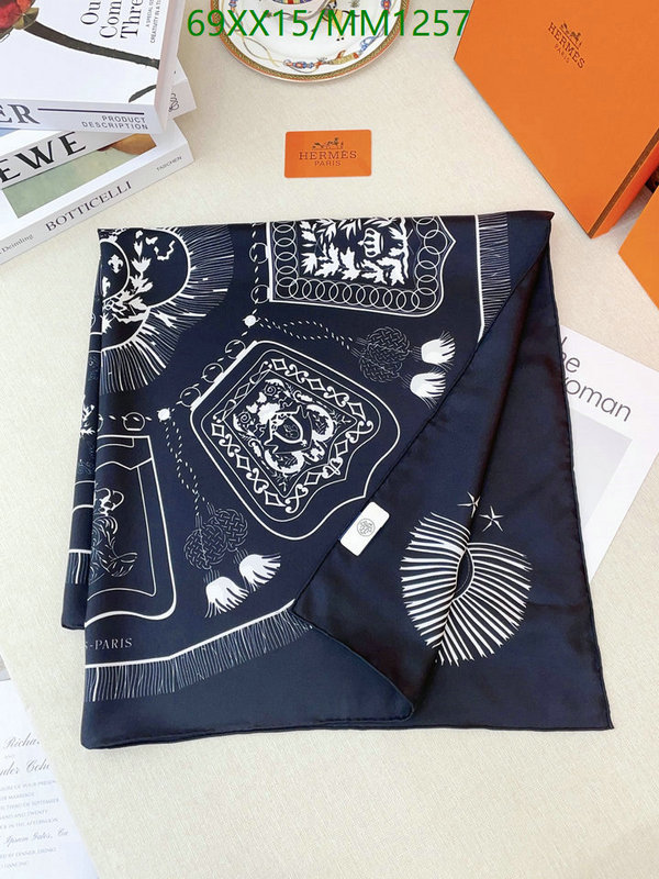 Hermes-Scarf Code: MM1257 $: 69USD