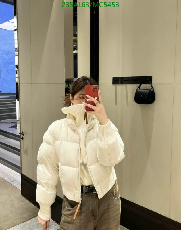 Moncler-Down jacket Women Code: MC5453 $: 235USD