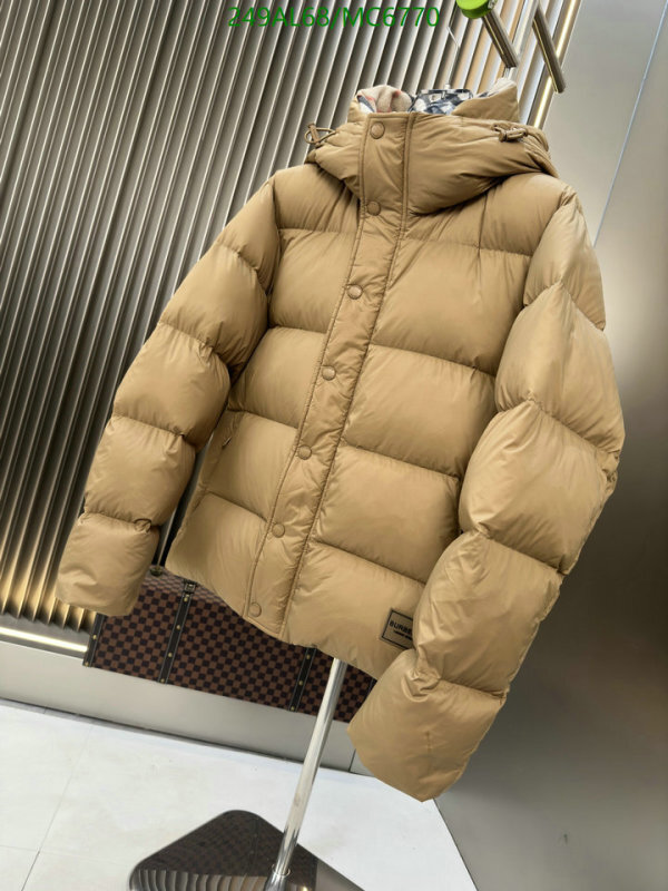 Burberry-Down jacket Women Code: MC6770 $: 249USD