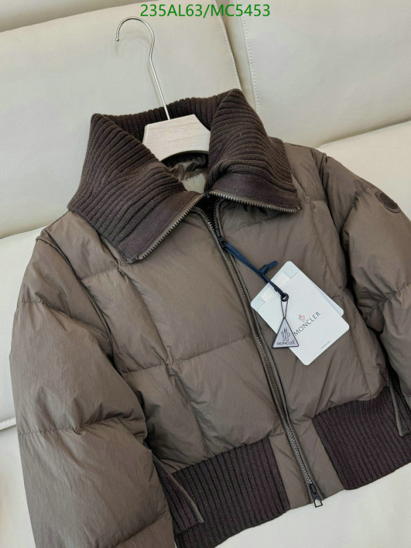 Moncler-Down jacket Women Code: MC5453 $: 235USD