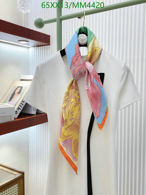 Hermes-Scarf Code: MM4420 $: 65USD