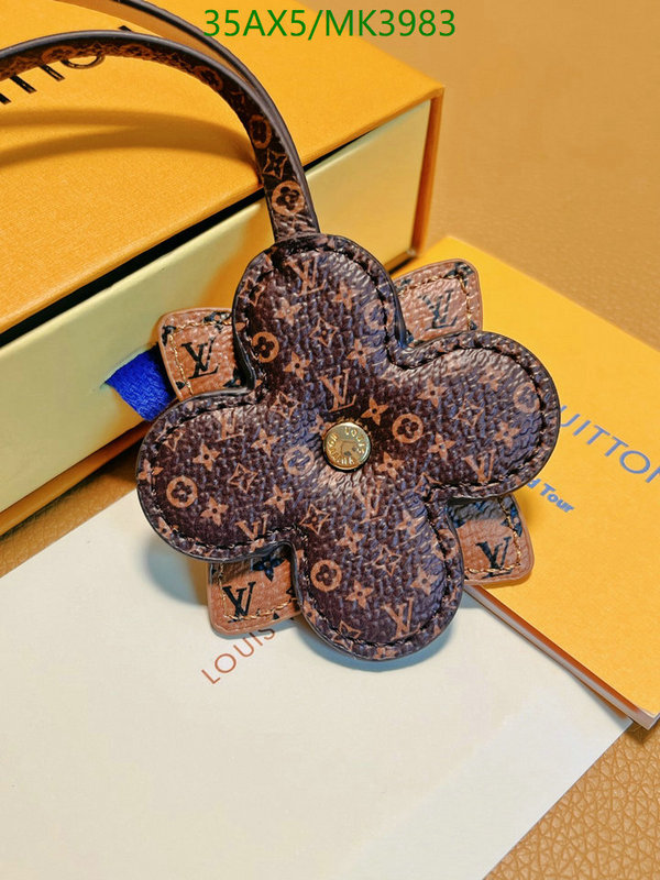 LV-Key pendant Code: MK3983 $: 35USD