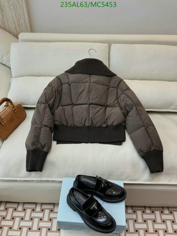 Moncler-Down jacket Women Code: MC5453 $: 235USD
