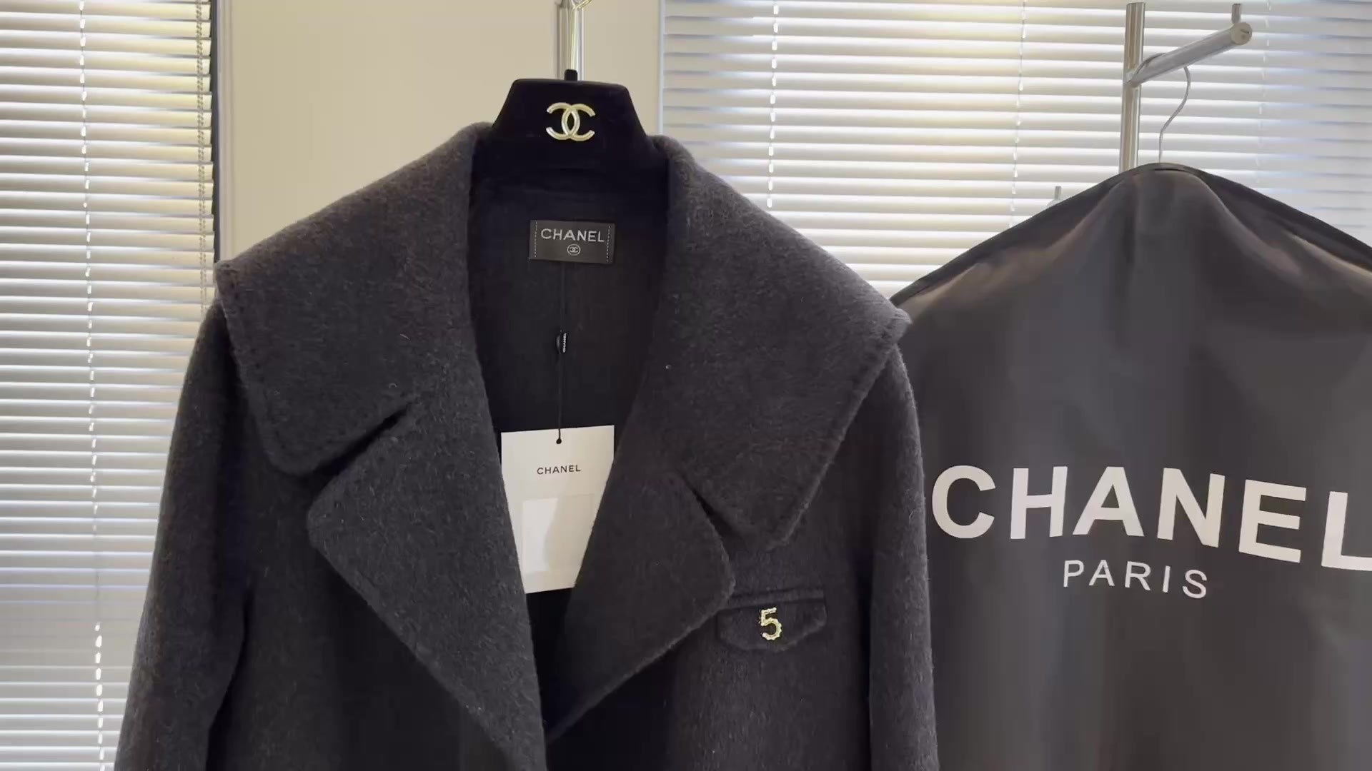 Chanel-Down jacket Women Code: MC5581 $: 179USD