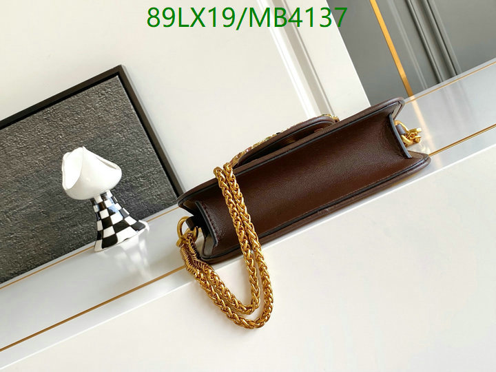 Valentino-Bag-4A Quality Code: MB4137 $: 89USD
