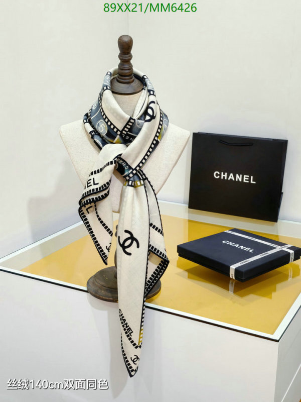 Chanel-Scarf Code: MM6426 $: 89USD