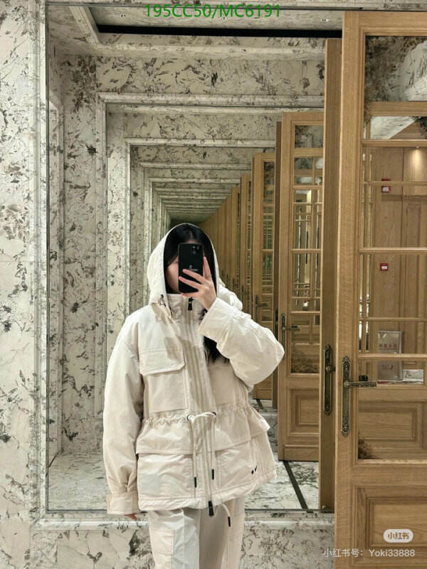 Moncler-Down jacket Women Code: MC6191 $: 195USD