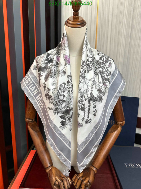 Dior-Scarf Code: MM6440 $: 69USD