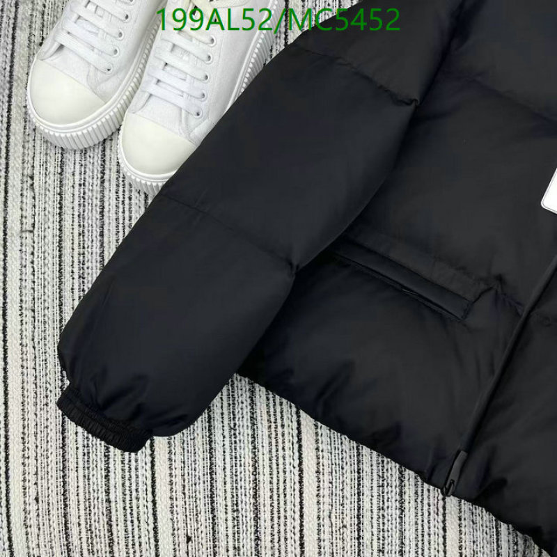 Moncler-Down jacket Women Code: MC5452 $: 199USD