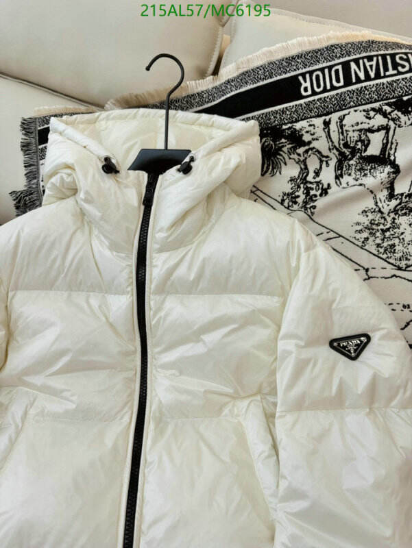 Prada-Down jacket Women Code: MC6195 $: 215USD