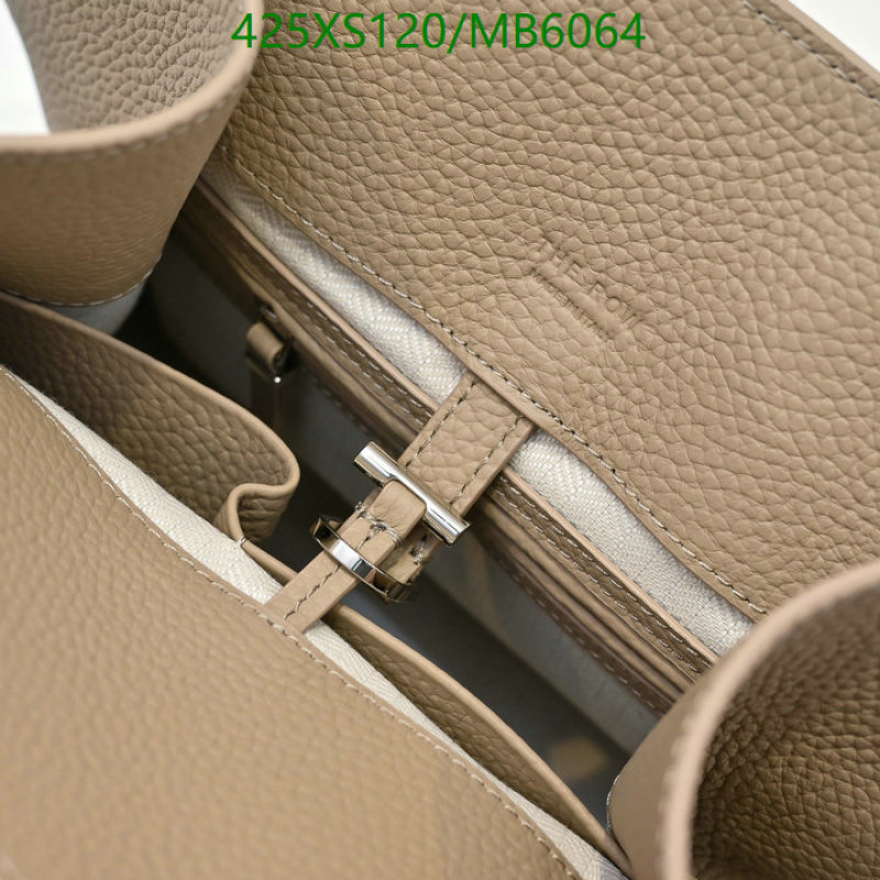 The Row-Bag-Mirror Quality Code: MB6064
