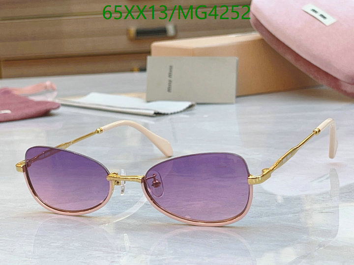 MiuMiu-Glasses Code: MG4252 $: 65USD