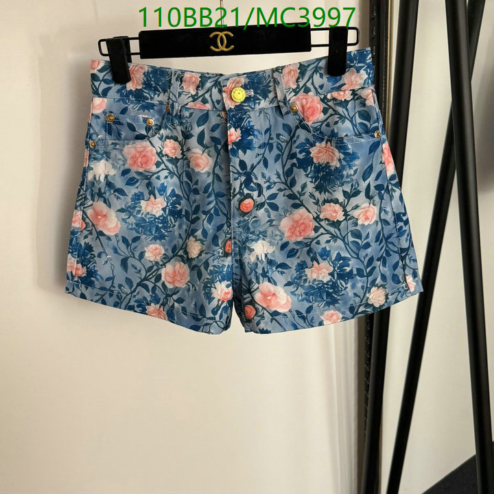 LV-Clothing Code: MC3997 $: 110USD