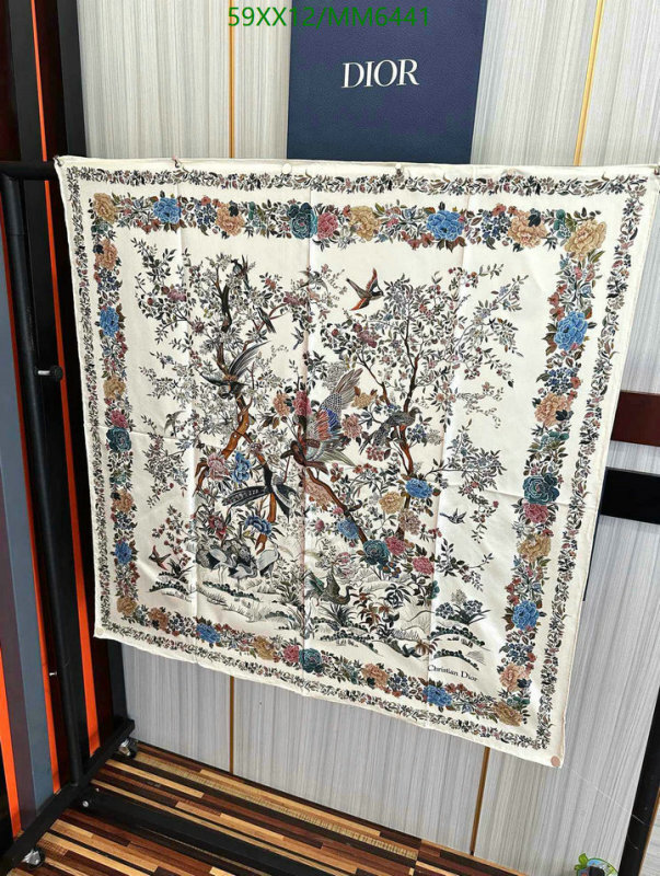 Dior-Scarf Code: MM6441 $: 59USD